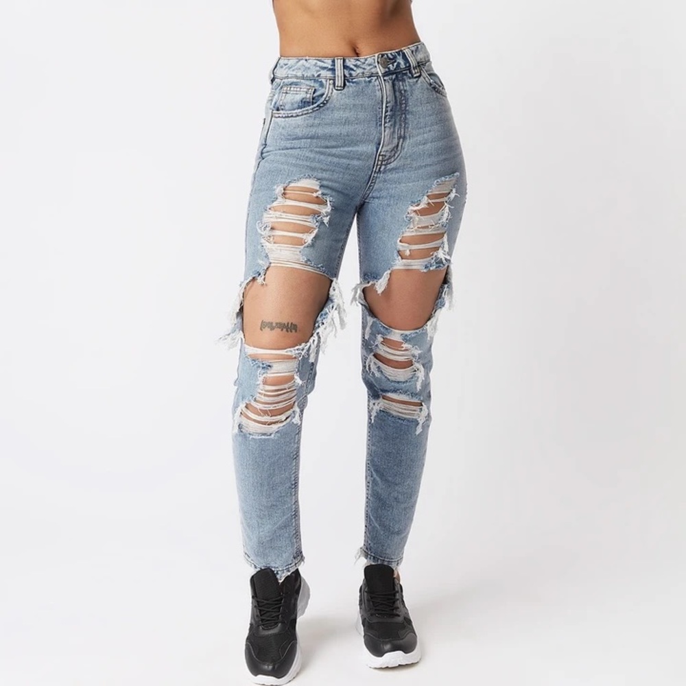 Refuge Ultra High-Rise Distressed Mom Jeans
